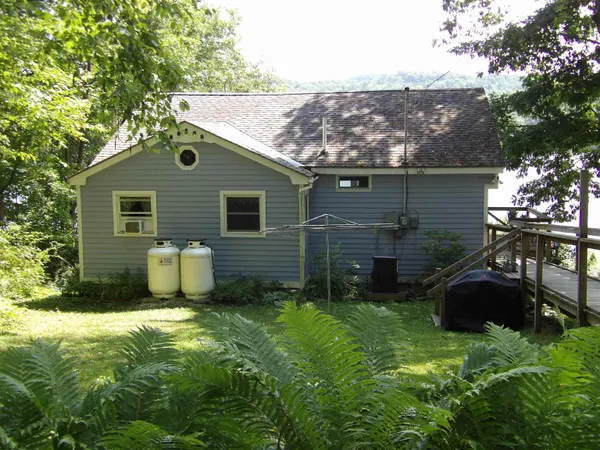 $695,000 | 49 Rockview Road, Castleton, VT 05735