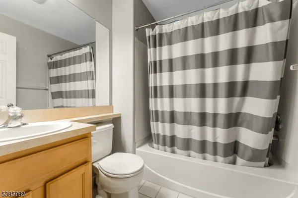 $315,000 | 284 Rainbow Way, Phillipsburg, NJ 08865