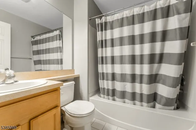 $319,499 | 284 Rainbow Way, Phillipsburg, NJ 08865