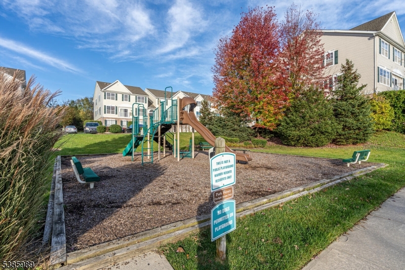 284 Rainbow Way Phillipsburg, NJ 08865 - Photo 25 of 30