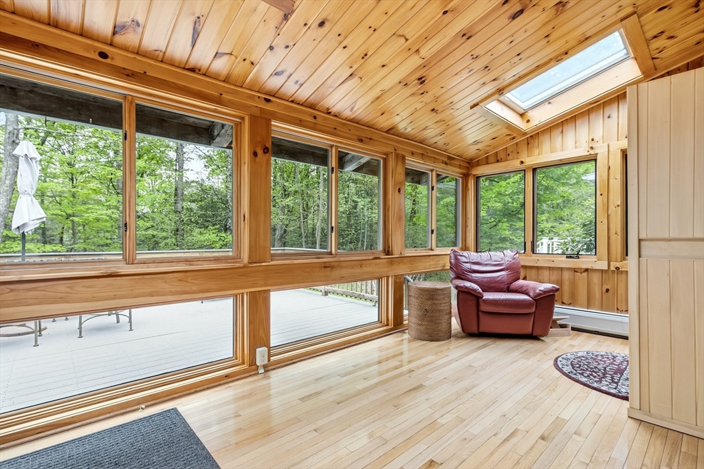 591 Kennedy Road Northampton, MA 01053 - Photo 15 of 42
