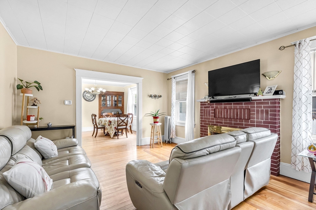 79 Marsden Street Springfield, MA 01109 - Photo 11 of 33