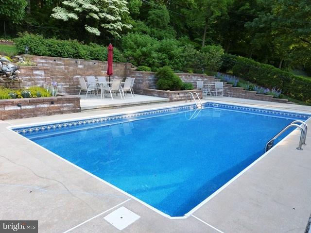 3330 Harrowgate Road York, PA 17402 - Photo 36 of 36 Gallery Image 36