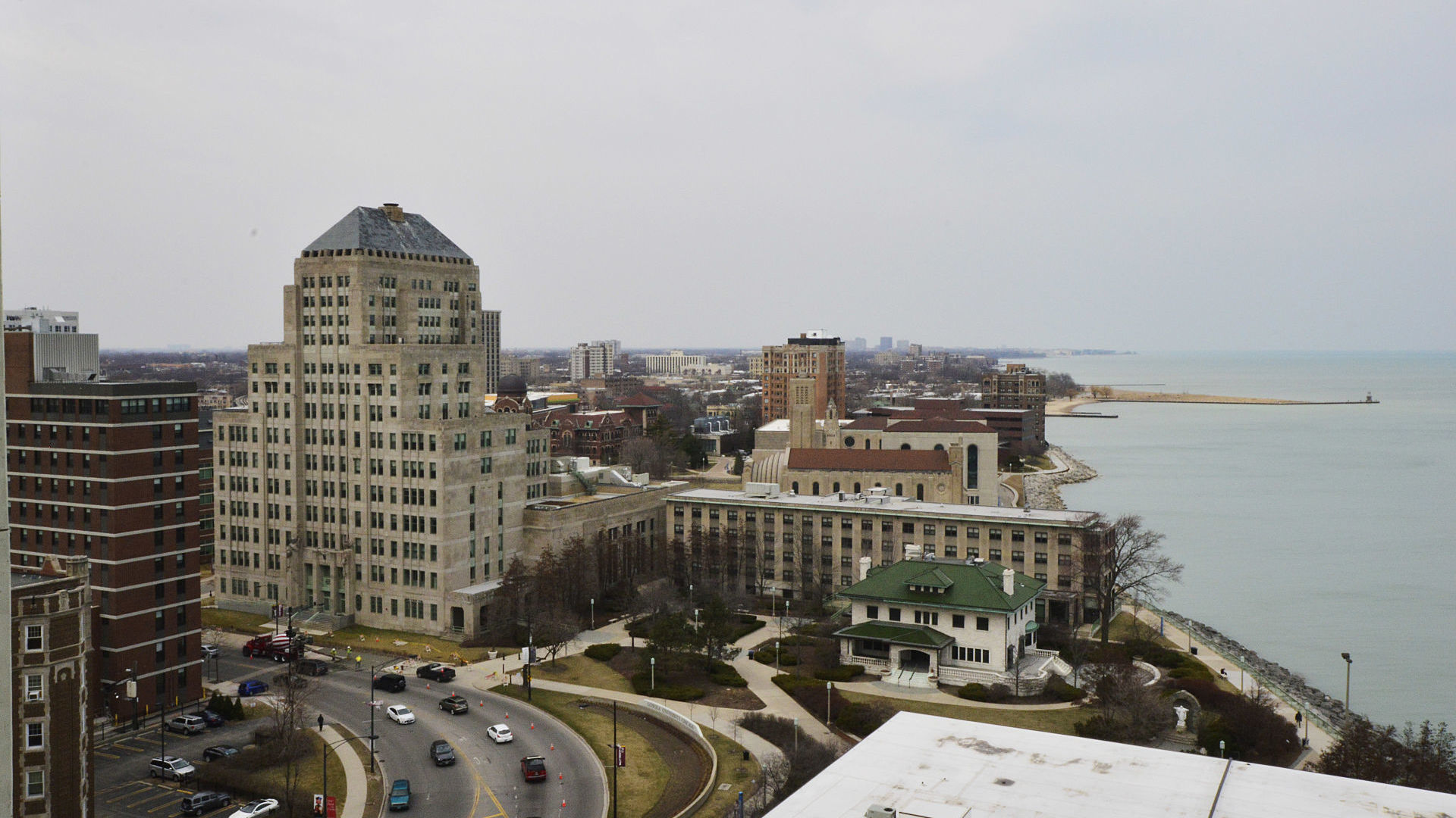 6325 North Sheridan Road, Unit 1502 Chicago, IL 60660 - Photo 6 of 18