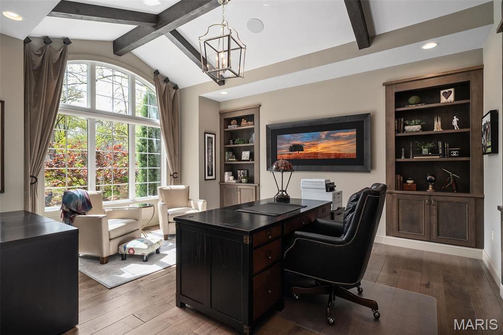 139 Frontenac Forest Street Frontenac, MO 63131 - Photo 11 of 48