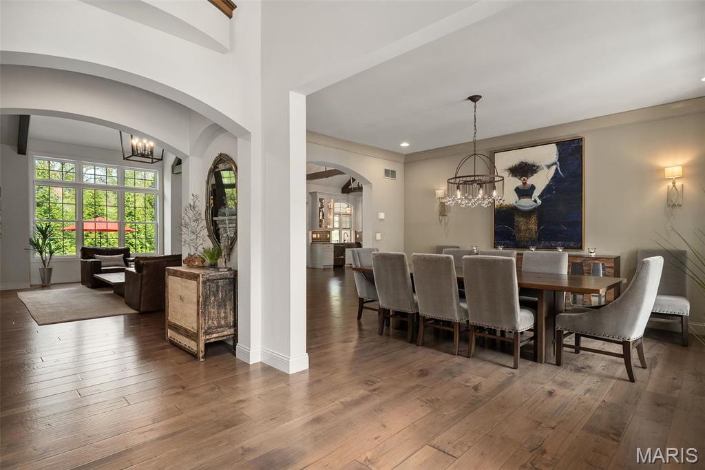 139 Frontenac Forest Street Frontenac, MO 63131 - Photo 15 of 48