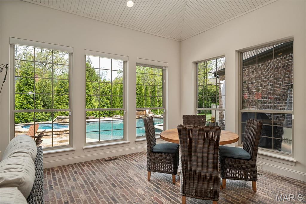 139 Frontenac Forest Street Frontenac, MO 63131 - Photo 31 of 48