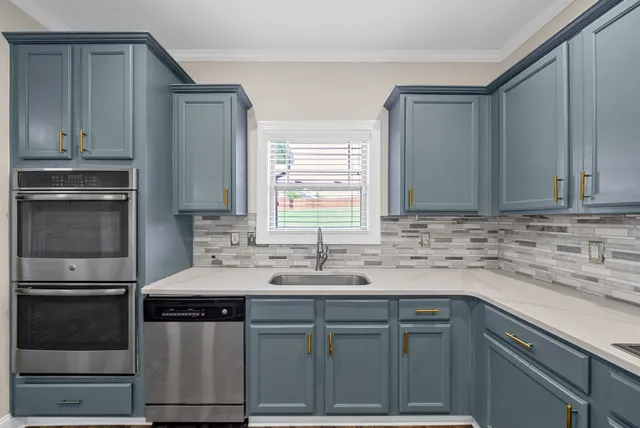 $419,900 | 2048 Bandera Drive, Clarksville, TN 37042