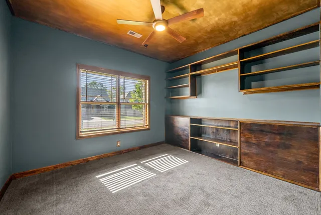 $419,900 | 2048 Bandera Drive, Clarksville, TN 37042