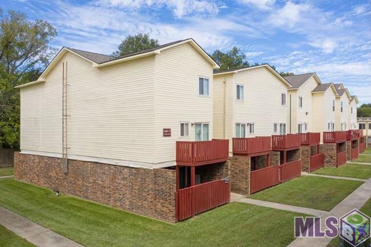 3484 Cedarcrest Avenue, Unit 1A Baton Rouge, LA 70816 - Photo 2 of 10