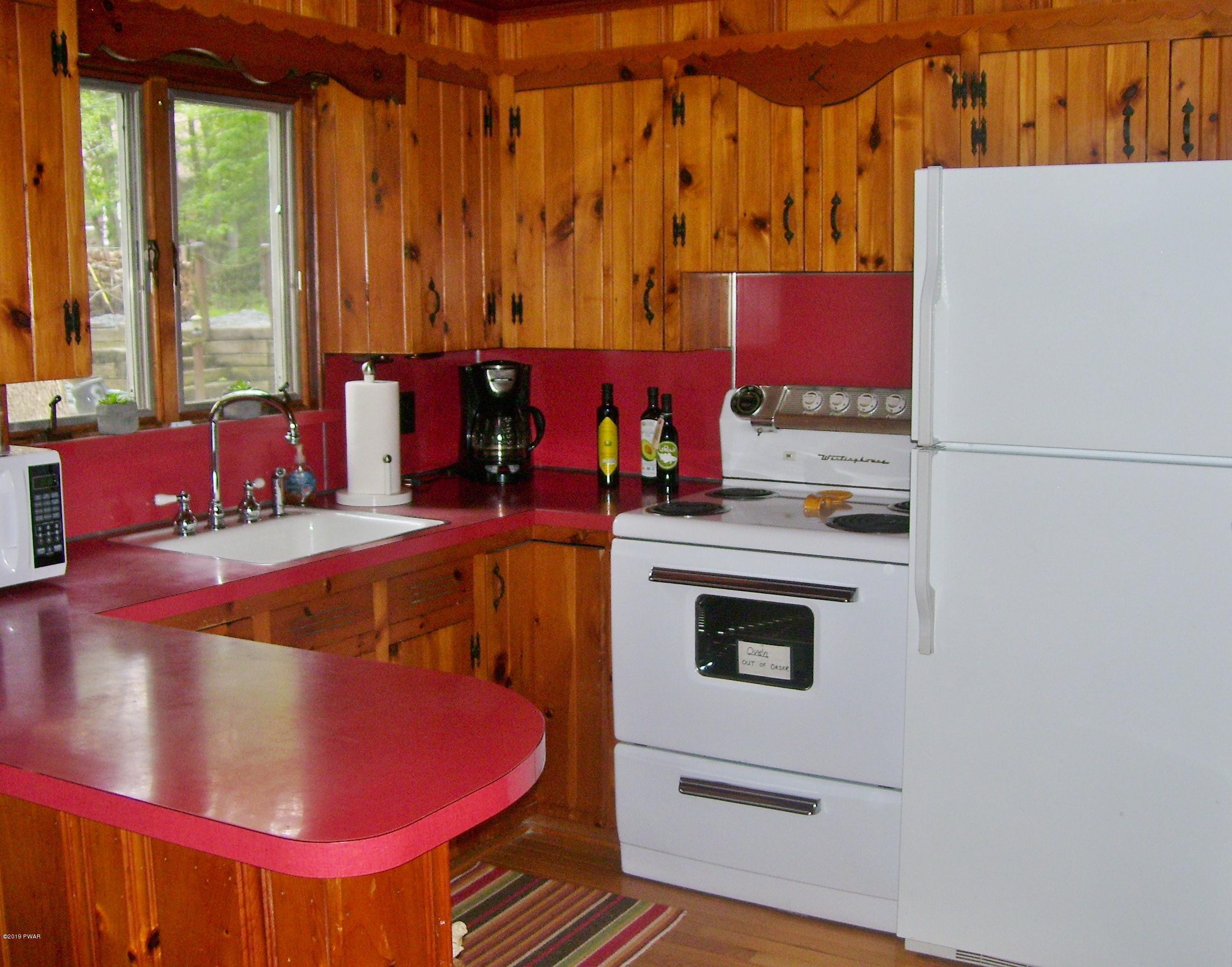 32 Park Road Lakeville, PA 18438 - Photo 10 of 51
