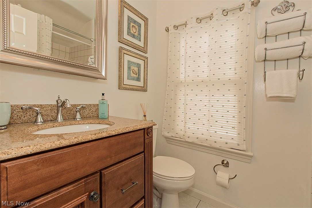1133 Avondale Road Cleveland, OH 44121 - Photo 13 of 32 Gallery Image 13