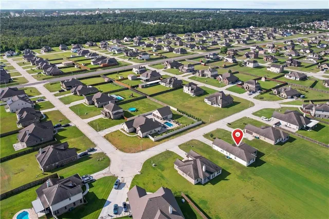 $374,999 | 873 Smolkin Lane, Waggaman, LA 70094