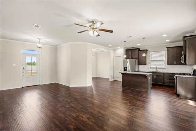 $374,999 | 873 Smolkin Lane, Waggaman, LA 70094