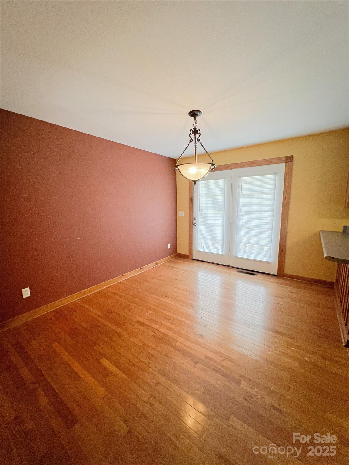 660 Halltown Road Spruce Pine, NC 28777 - Photo 13 of 33 Gallery Image 13
