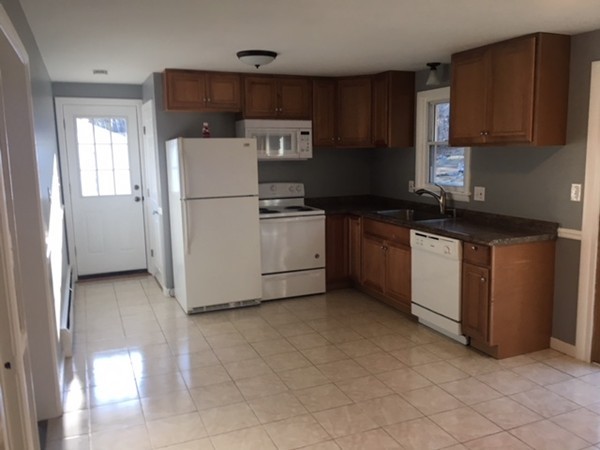 51 Old Worcester Road Oxford, MA 01540 - Photo 5 of 19 Gallery Image 5