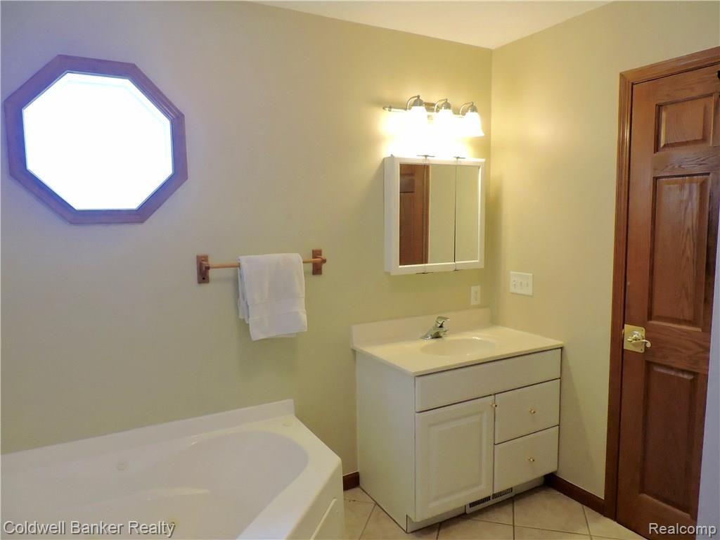34211 24 Mile Road Chesterfield, MI 48047 - Photo 18 of 25