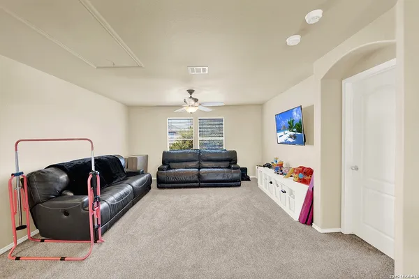 $2,250 | 3113 Mason Creek, Schertz, TX 78108