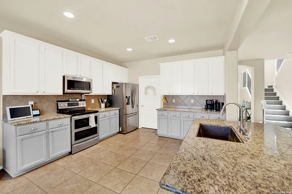 $2,250 | 3113 Mason Creek, Schertz, TX 78108