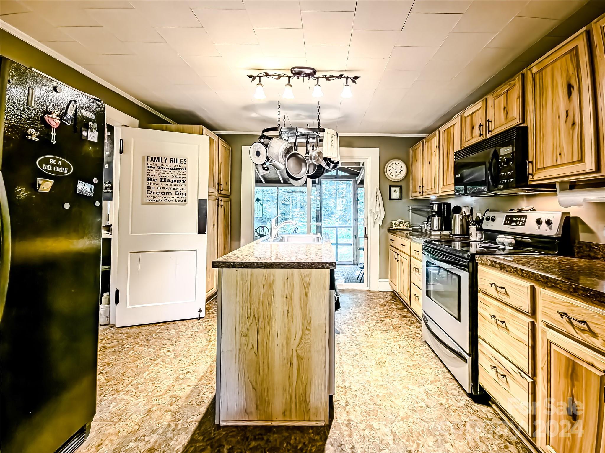 812 Walker Store Road Ellenboro, NC 28040 - Photo 12 of 43 Gallery Image 12