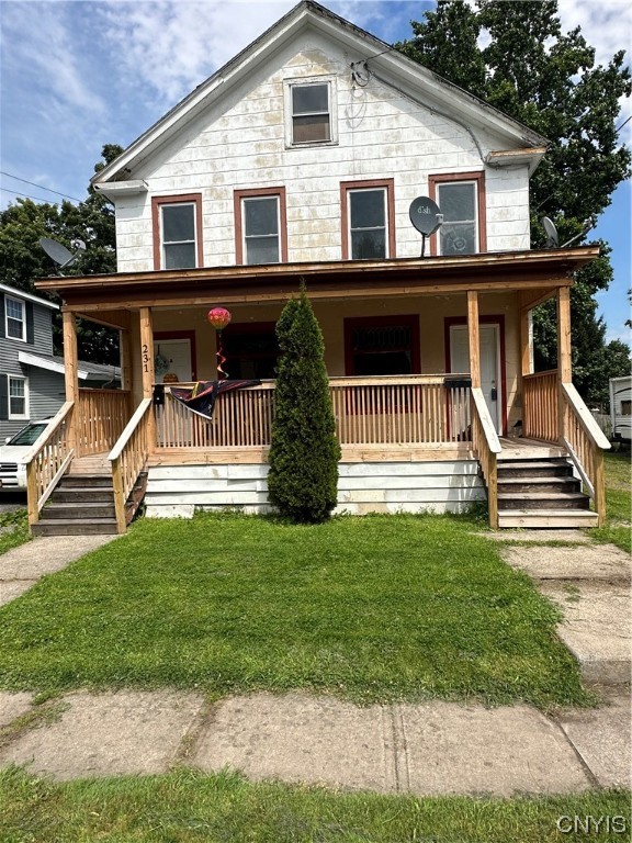 GREAT INVESTMENT OPPORTUNITY!  2 UNIT HOME
