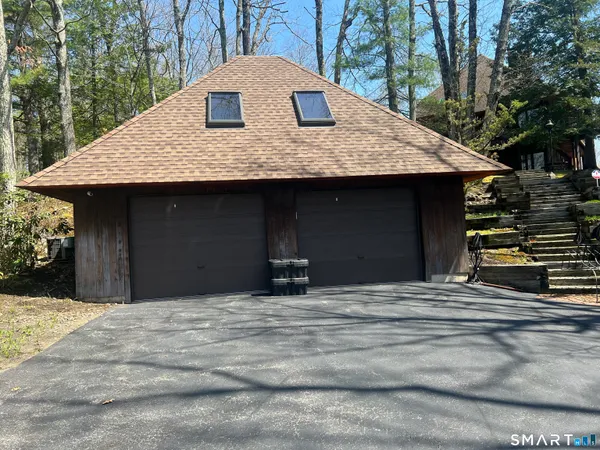 $1,219,000 | 86 Washburn Road, Canton, CT 06019