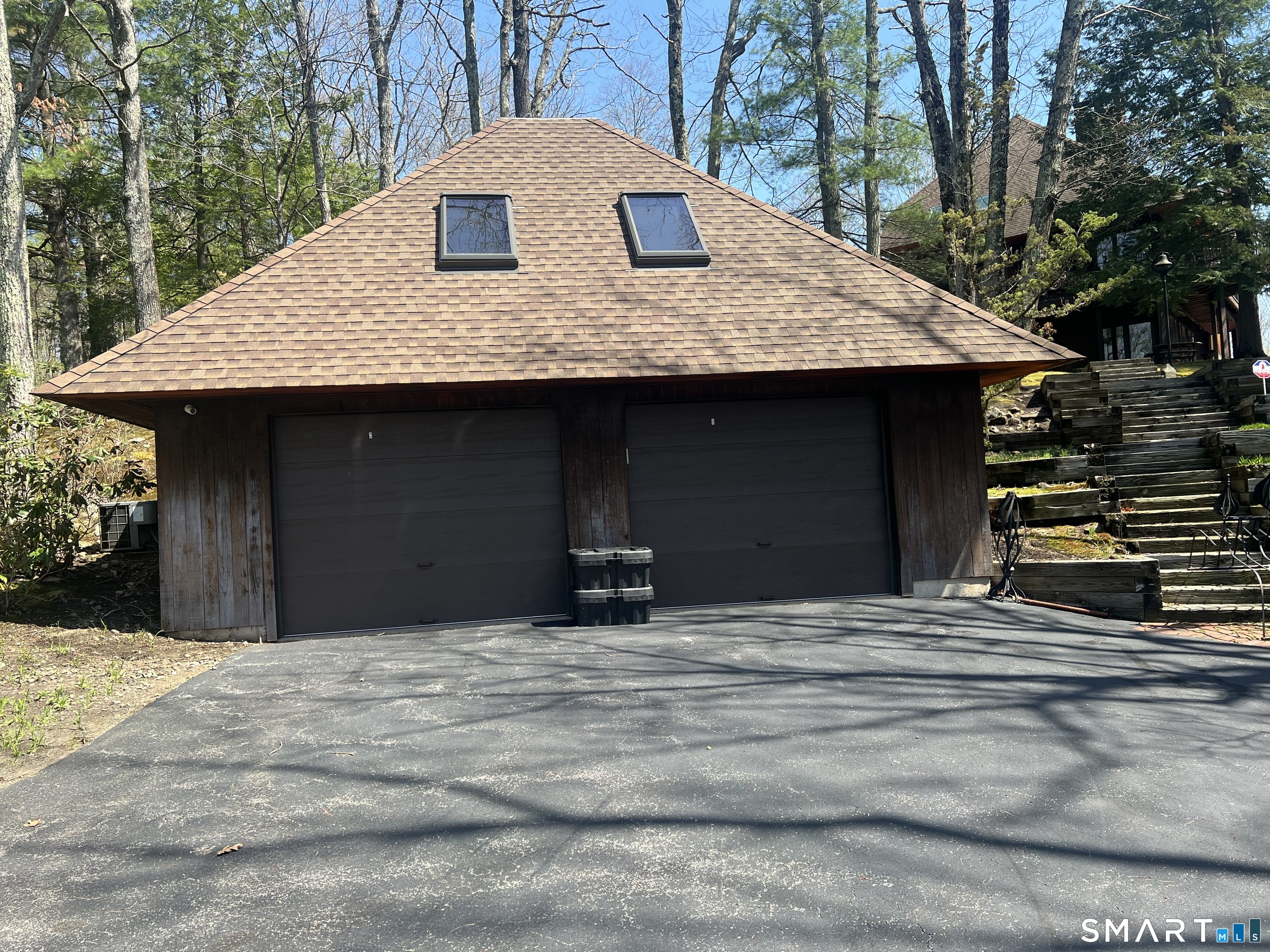 86 Washburn Road Canton, CT 06019 - Photo 3 of 6