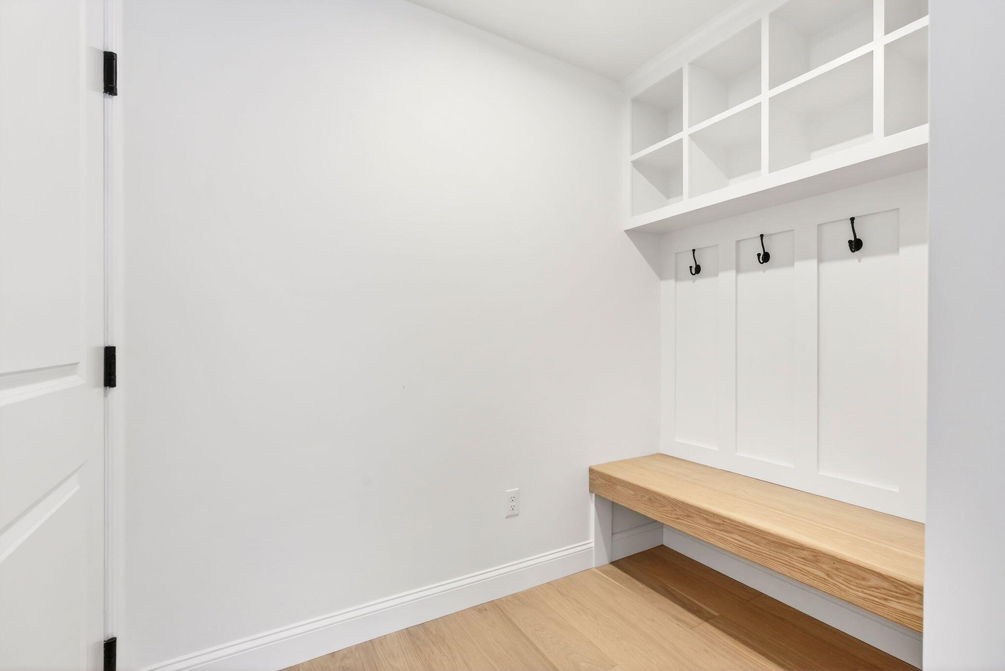 1595 U S 1 Route Freeport, ME 04032 - Photo 15 of 60 19_DSC09785