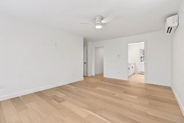 $839,000 | 1595 U S 1 Route, Freeport, ME 04032