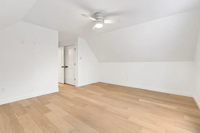 $839,000 | 1595 U S 1 Route, Freeport, ME 04032