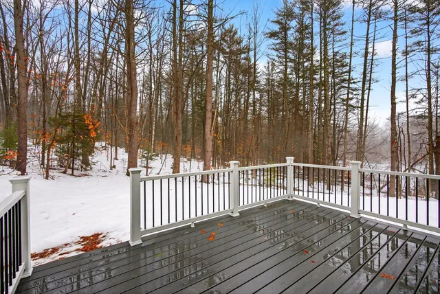 $839,000 | 1595 U S 1 Route, Freeport, ME 04032
