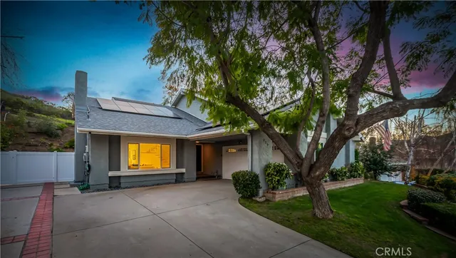 $1,299,900 | 377 Mooncrest Court, Newbury Park, CA 91320