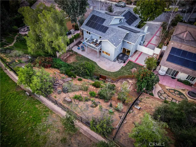 $1,299,900 | 377 Mooncrest Court, Newbury Park, CA 91320