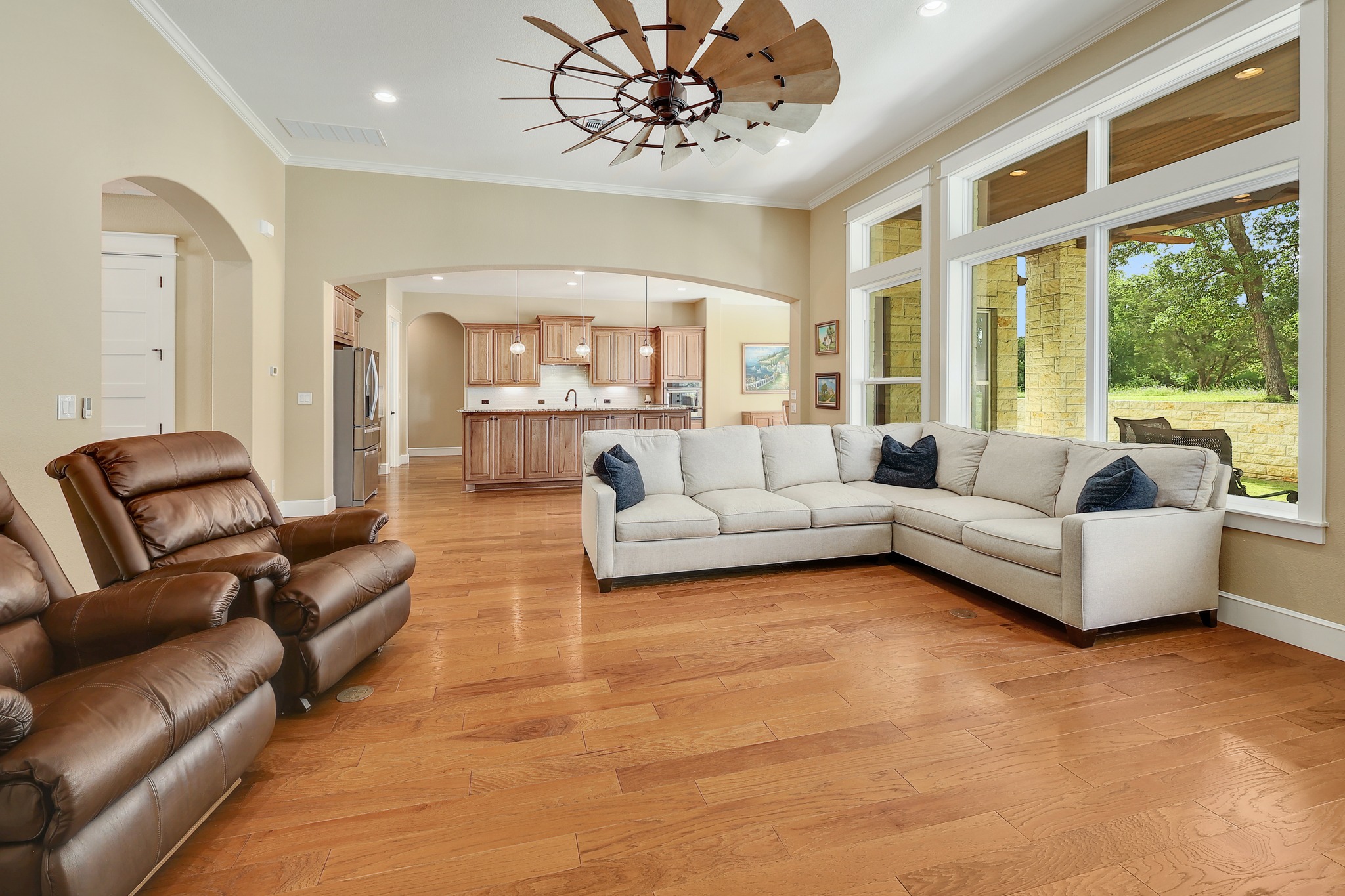 105 Arrowhead Road Georgetown, TX 78633 - Photo 10 of 40