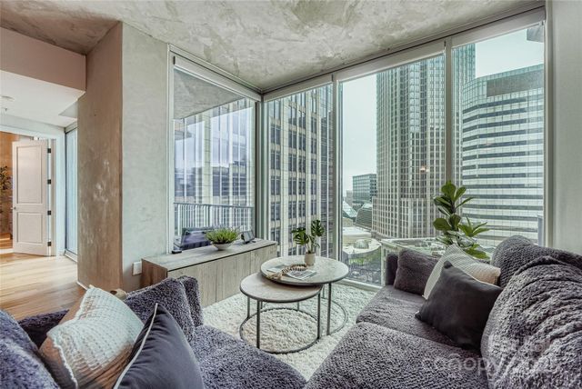 $575,000 | 210 North Church Street, Unit 1507, Charlotte, NC 28202