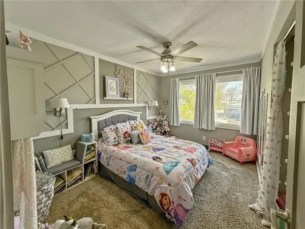 $329,000 | 117 South Grand Avenue, Maryville, MO 64468