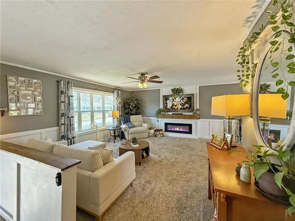 $329,000 | 117 South Grand Avenue, Maryville, MO 64468