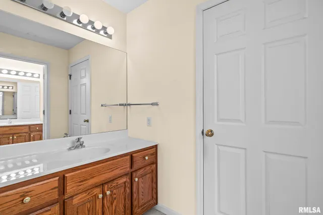 $170,000 | 2151 South Imboden Place, Decatur, IL 62521