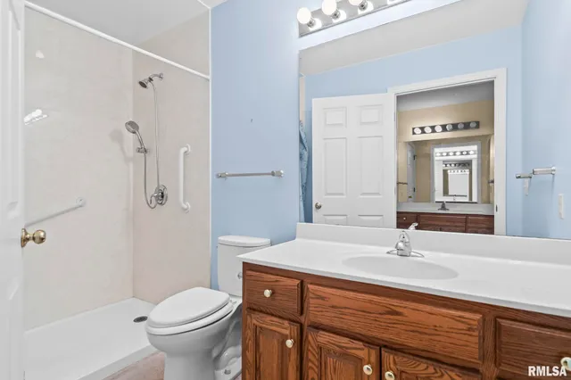 $170,000 | 2151 South Imboden Place, Decatur, IL 62521