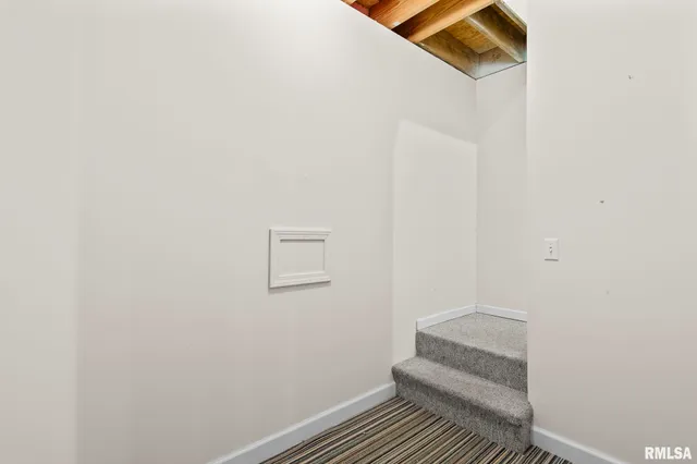 $170,000 | 2151 South Imboden Place, Decatur, IL 62521