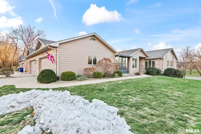 $170,000 | 2151 South Imboden Place, Decatur, IL 62521