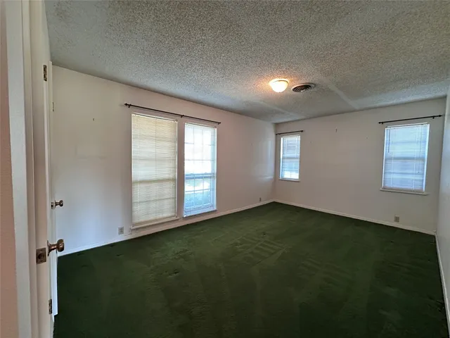 $1,800 | 180 Griesenbeck Ranch Road, Bastrop, TX 78602