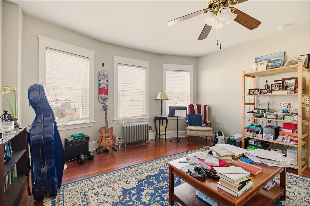 982 York Avenue Pawtucket, RI 02861 - Photo 13 of 50