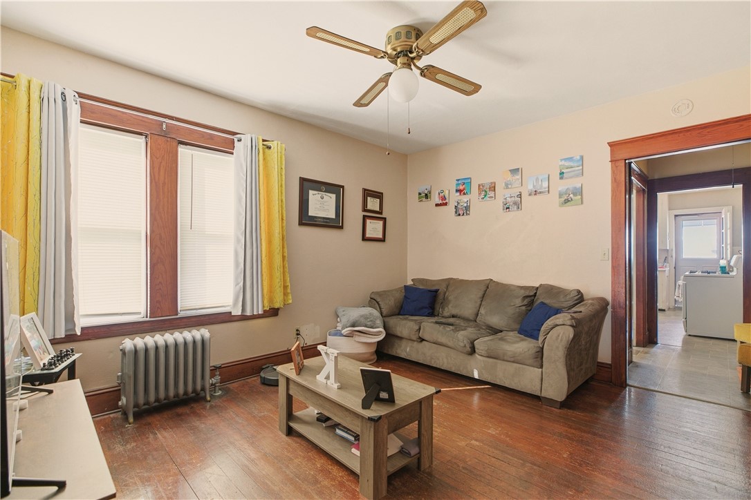 982 York Avenue Pawtucket, RI 02861 - Photo 4 of 50
