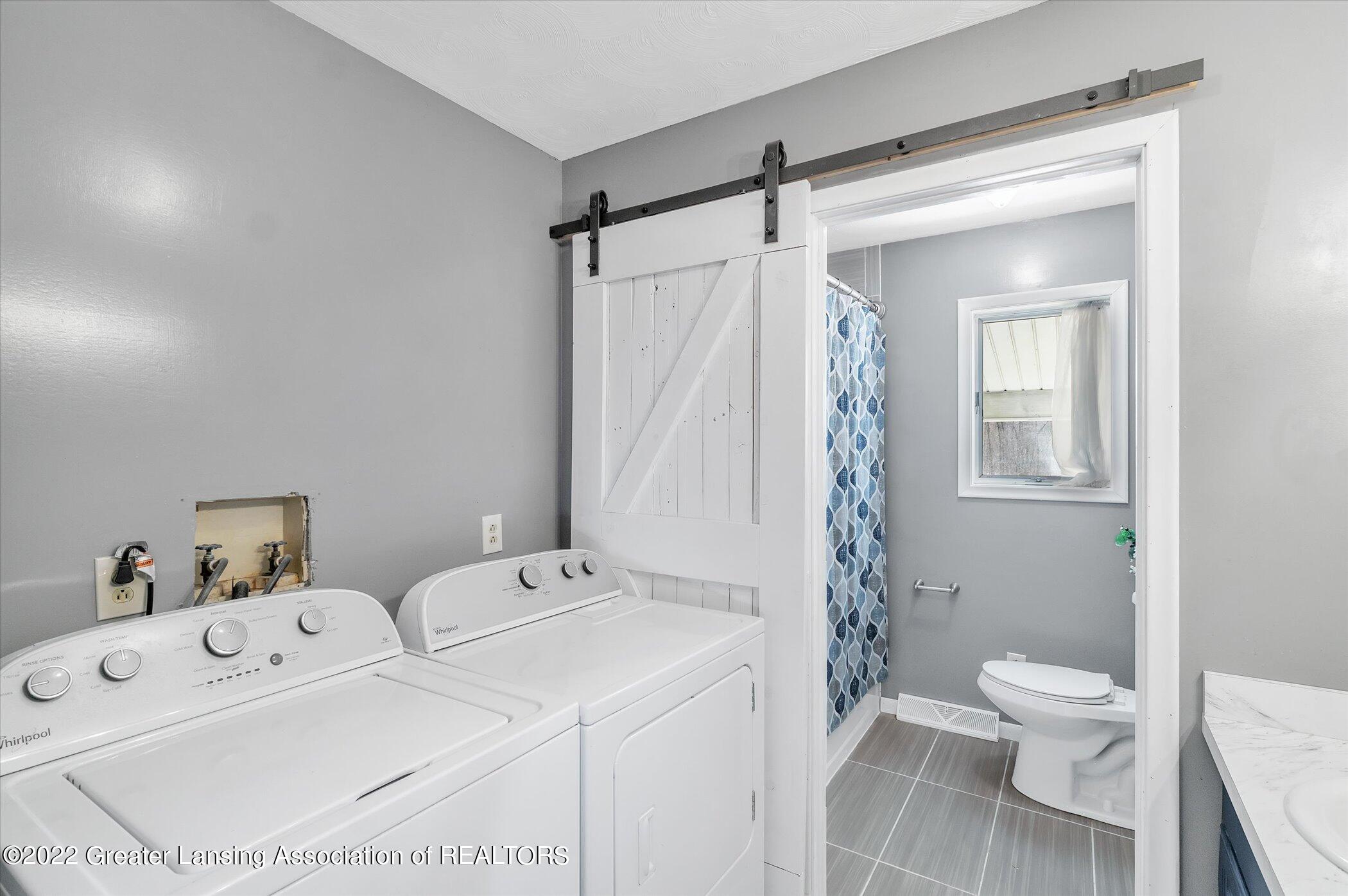 4301 West Lansing Road Perry, MI 48872 - Photo 44 of 61 45-4301-W-Lansing-Rd-WindowStill-Real-Es