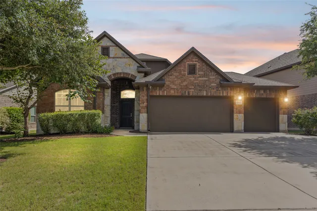 $2,800 | 17900 Crimson Apple Way, Pflugerville, TX 78660