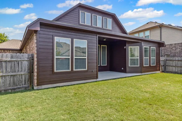 $2,800 | 17900 Crimson Apple Way, Pflugerville, TX 78660