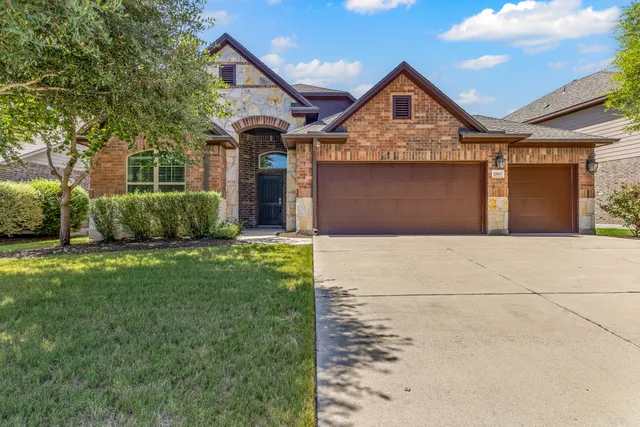 $2,800 | 17900 Crimson Apple Way, Pflugerville, TX 78660