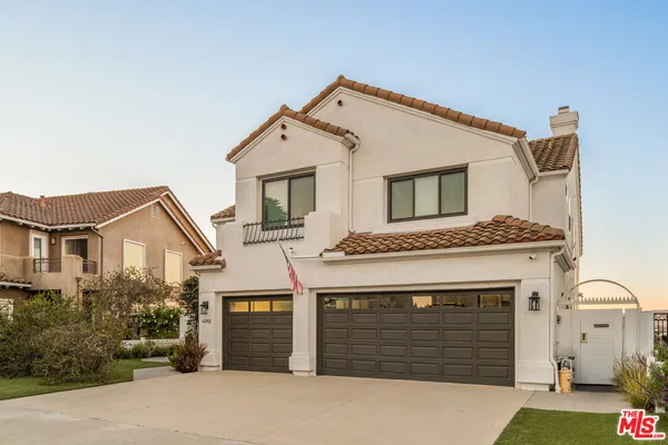 $3,195,000 | 6592 Kentwood Bluffs Drive, Los Angeles, CA 90045