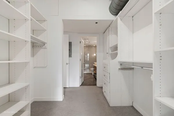 $579,000 | 411 West Ontario Street, Unit 419, Chicago, IL 60654